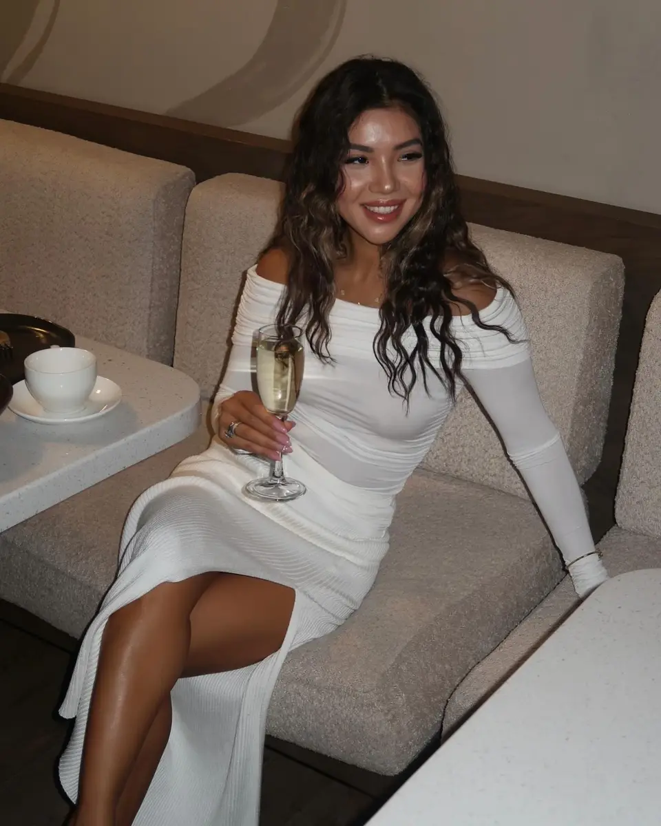 Акерке эскорт в городе Алматы