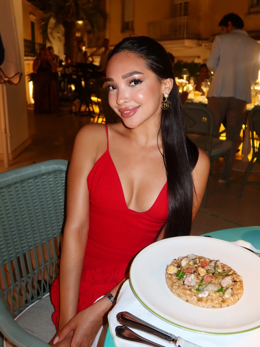 Жанеля эскорт в городе Алматы